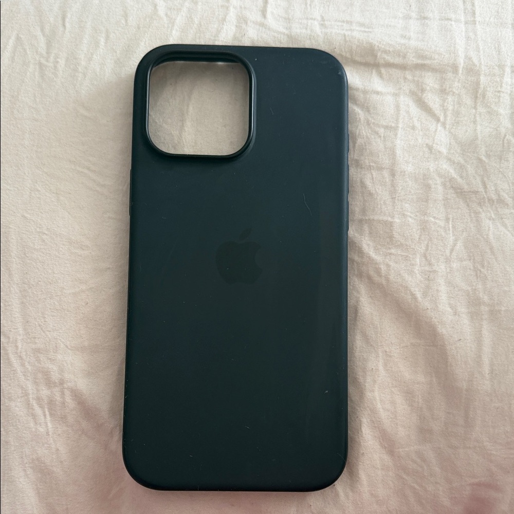 Apple Midnight Silicone iPhone Case